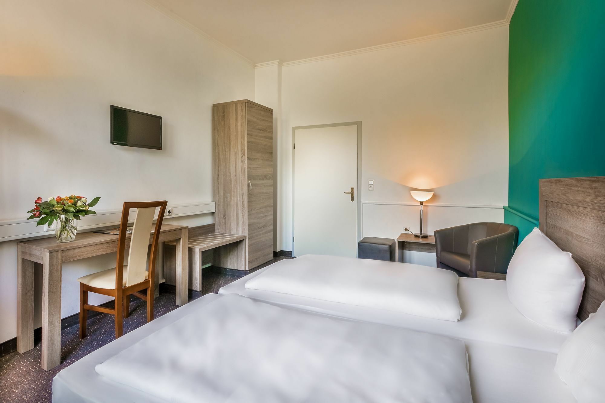 Hotel Am Bonhoefferplatz Дрезден Экстерьер фото