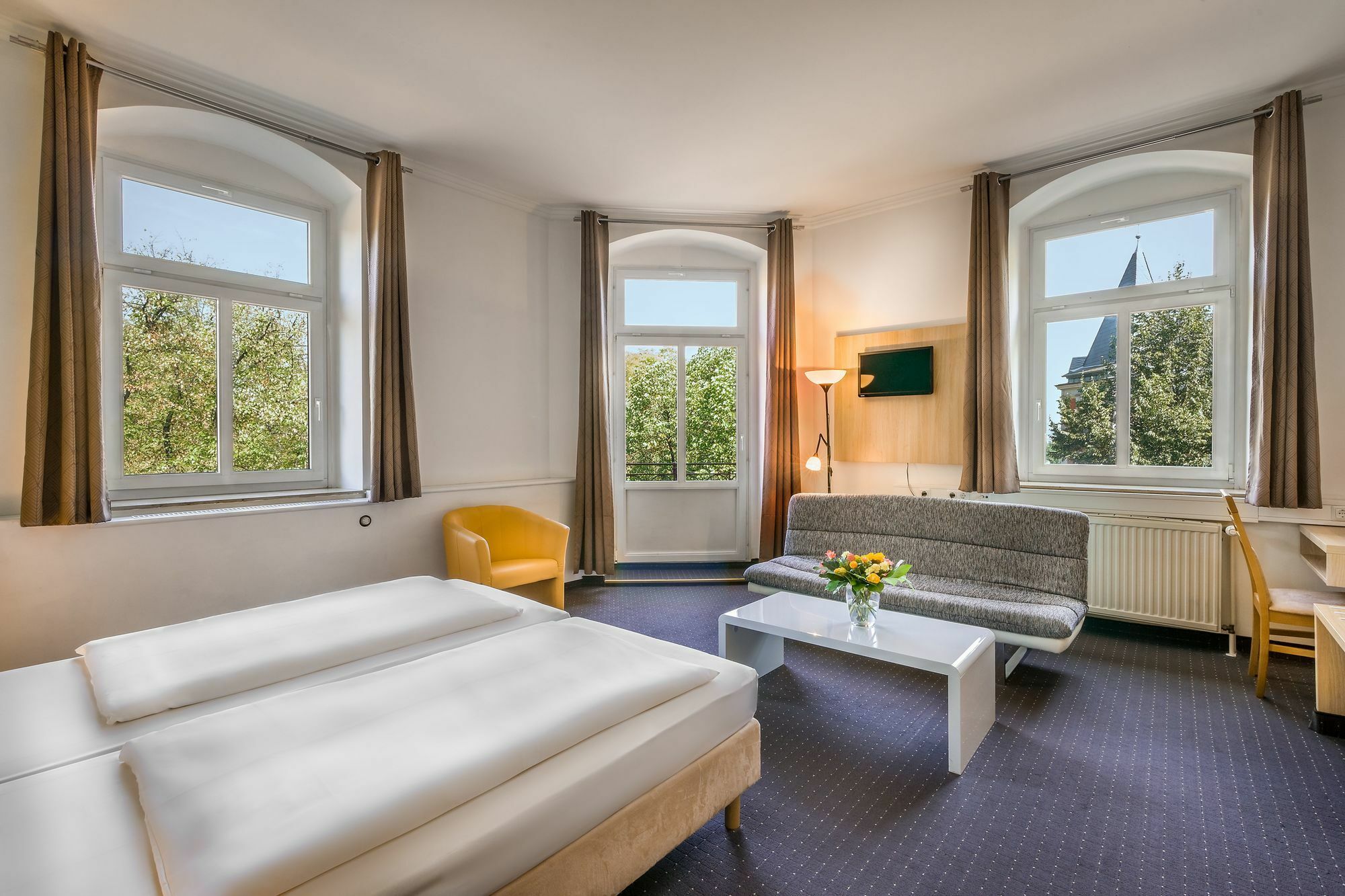 Hotel Am Bonhoefferplatz Дрезден Экстерьер фото